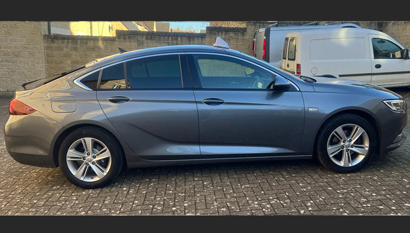 Miah taxi witney cab pic- 22